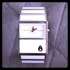 EUC white nixon chalet watch